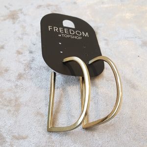 Topshop D Shaped Gold Earrings